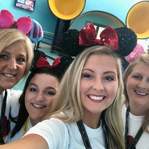 Meet your Posher, Peggy